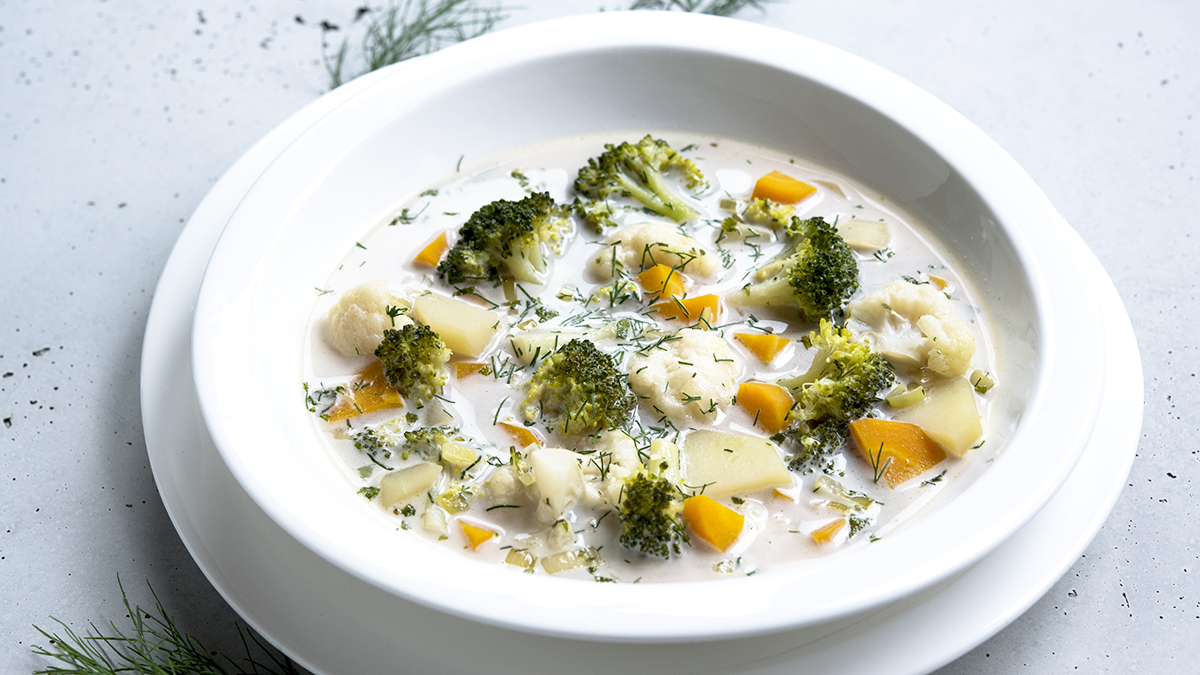 Jednoduchá květákovo-brokolicová polévka