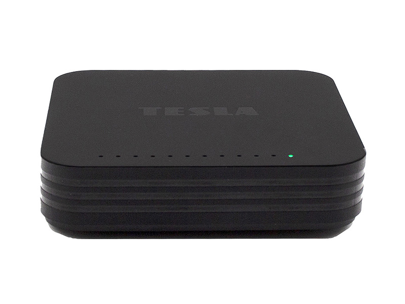 Tesla-Mediabox-XG500-zepředu