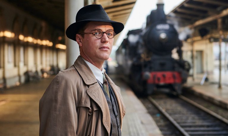 Jeden život – životopisné drama - Foto 8