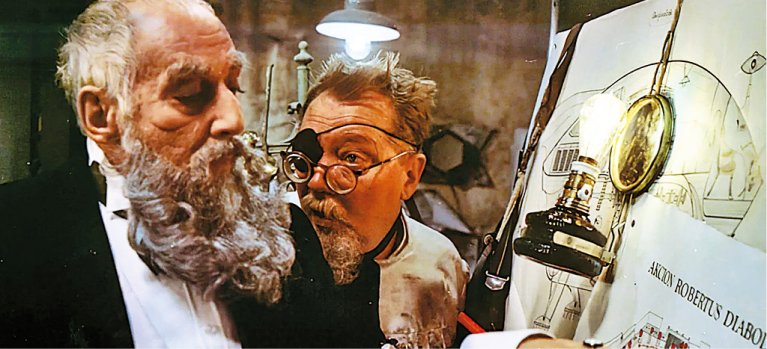 Tajemství hradu v Karpatech – československá komedie