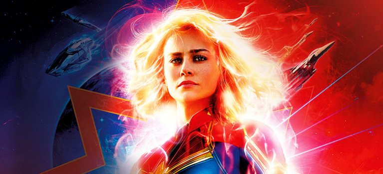 Captain Marvel vzdává hold ženám a 90. letům