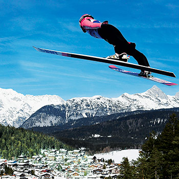 Startuje Světový pohár ve skocích na lyžích: Poláci pod českým vedením