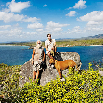 Cestopisný dokument Ben Fogle a lidé žijící v divočině