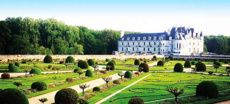 Tajemství francouzských zahrad – dokumentární série