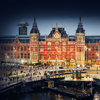 Amsterdam Centraal: Nádraží, které nespí