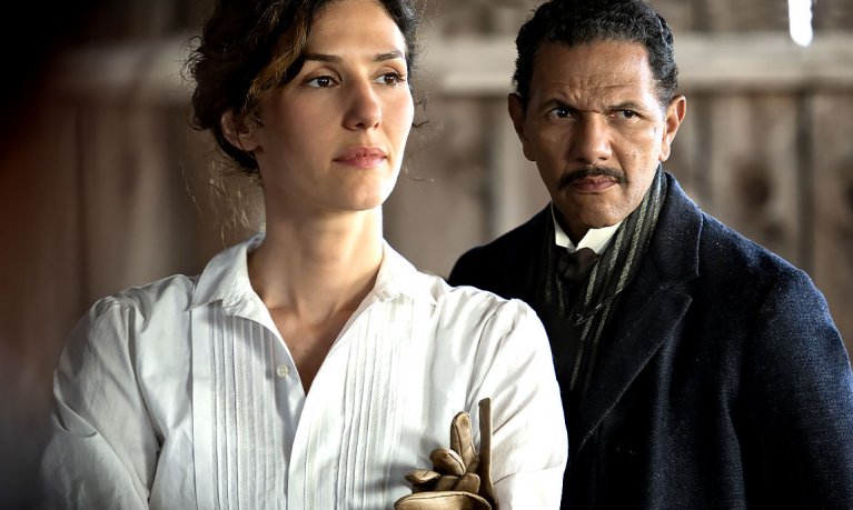 Ve jménu cti – francouzské historické drama - Foto 2